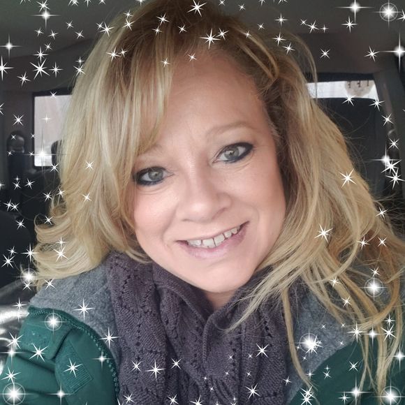 Meet your Posher, Theresa - Picture 1 of 1